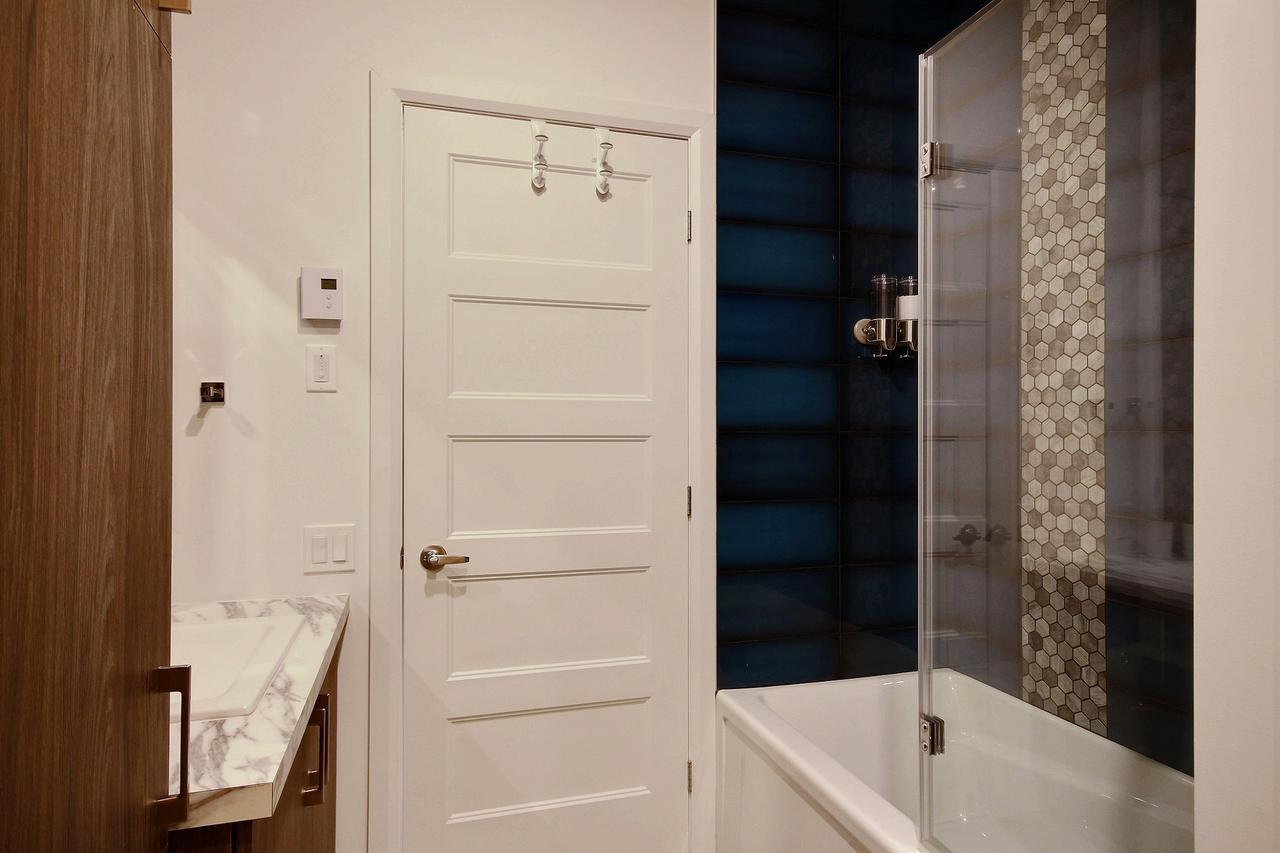 The Modern Cocoon Apartment ควิเบกซิตี้ ภายนอก รูปภาพ